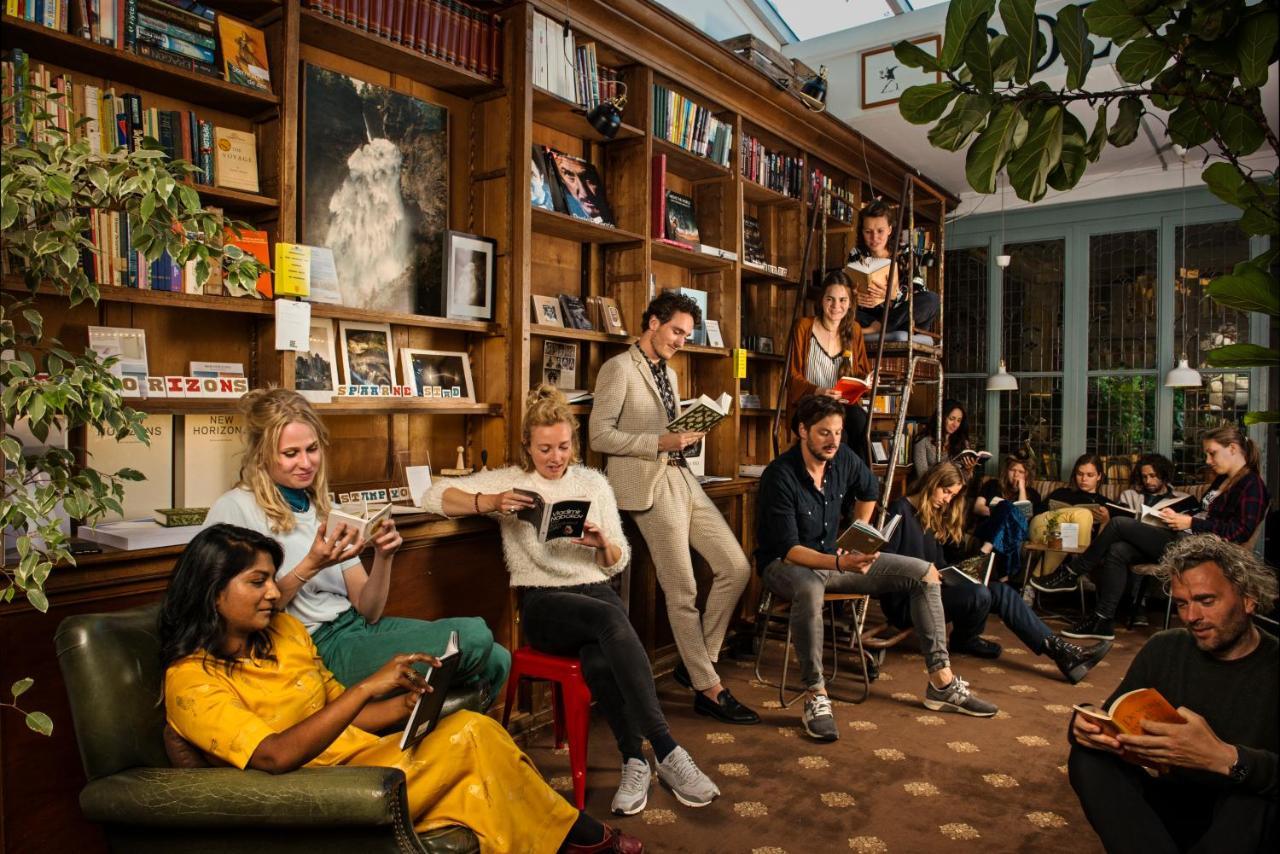 Bookstor Hotel Den Haag Bagian luar foto