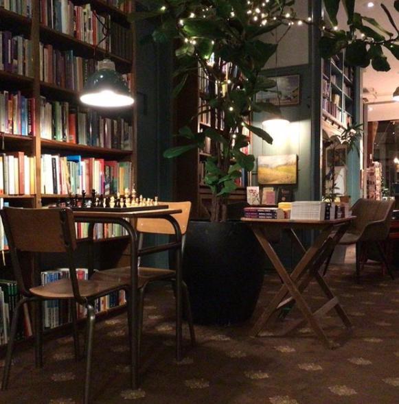 Bookstor Hotel Den Haag Bagian luar foto